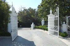 Enlarge photo 2