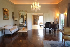 Enlarge photo 31
