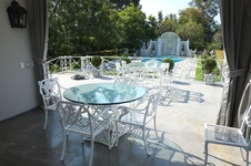 Enlarge photo 36