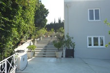 Enlarge photo 68
