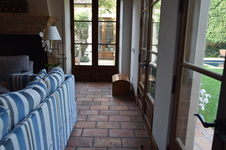Enlarge photo 311