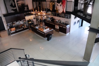 Enlarge photo 17