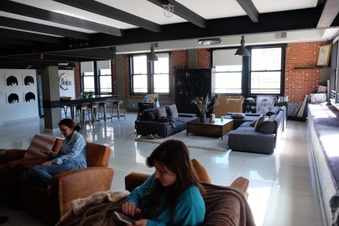 Enlarge photo 44