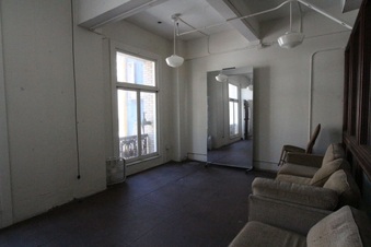 Enlarge photo 13