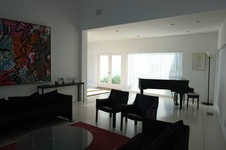 Enlarge photo 16