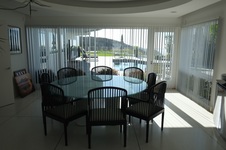 Enlarge photo 42