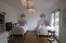 Enlarge photo 46