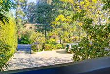 Enlarge photo 59