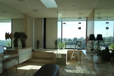 Enlarge photo 79