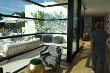 Enlarge photo 80