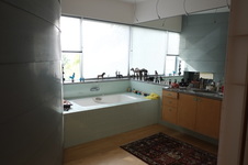 Enlarge photo 22