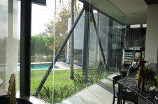 Enlarge photo 58