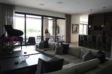 Enlarge photo 33