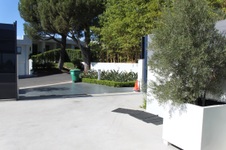 Enlarge photo 23