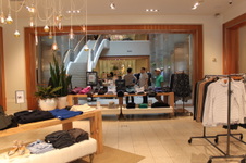 Enlarge photo 54