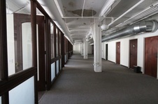 Enlarge photo 34