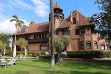 Doheny Mansion