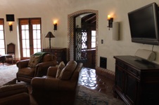 Enlarge photo 384
