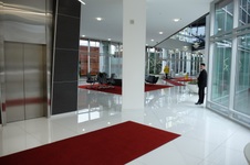 Enlarge photo 35
