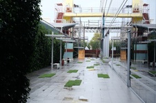 Enlarge photo 90