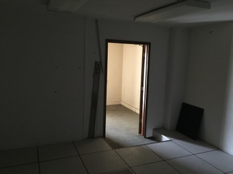 Enlarge photo 228