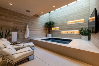 Enlarge photo 22