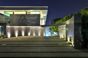 Enlarge photo 4