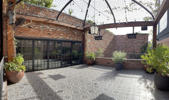 Enlarge photo 42