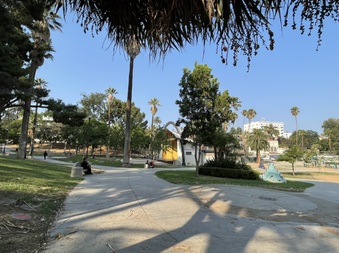 Enlarge photo 29