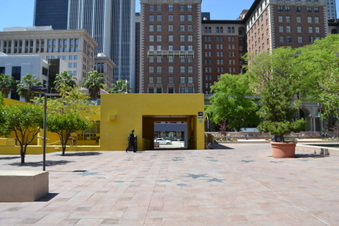 Enlarge photo 10