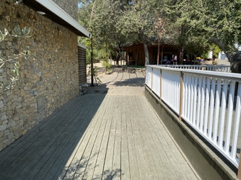 Enlarge photo 38