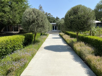 Enlarge photo 2