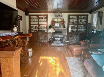 Enlarge photo 11