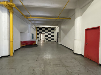 Enlarge photo 48