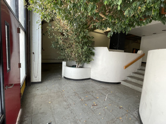 Enlarge photo 58