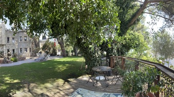 Enlarge photo 21