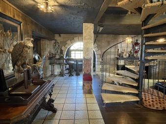 Enlarge photo 92