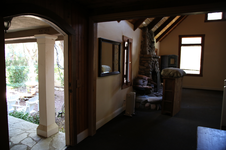 Int/Ext Waring Home