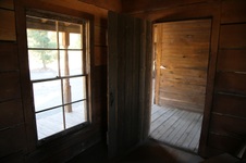 Enlarge photo 423