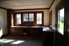 Enlarge photo 329