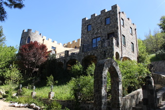 Lobo Castle