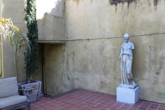Enlarge photo 12