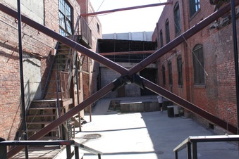 Enlarge photo 102