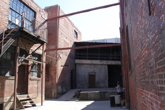 Enlarge photo 103