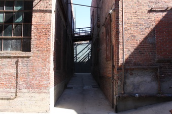 Enlarge photo 106