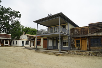 Enlarge photo 13