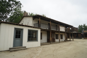 Enlarge photo 37