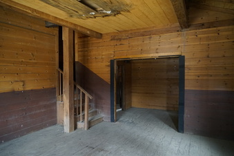 Enlarge photo 79
