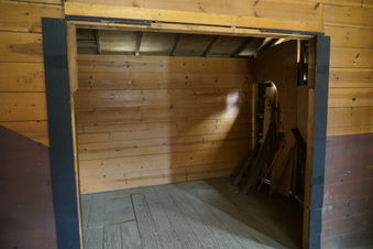 Enlarge photo 82