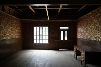 Enlarge photo 84
